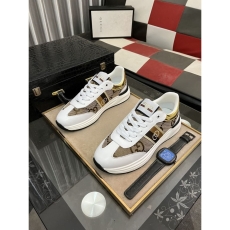 Gucci Low Shoes